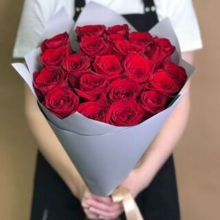 Букет 21 роза (60 см)