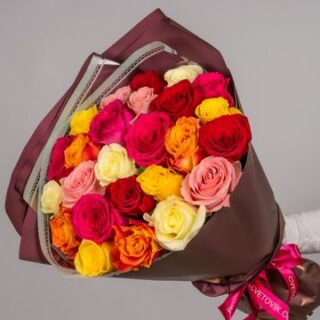 Букет из 25 роз premium яркий микс 40-50 см  в упаковке