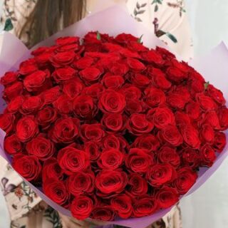 Букет из 101 красной premium розы 70-80 см  в упаковке